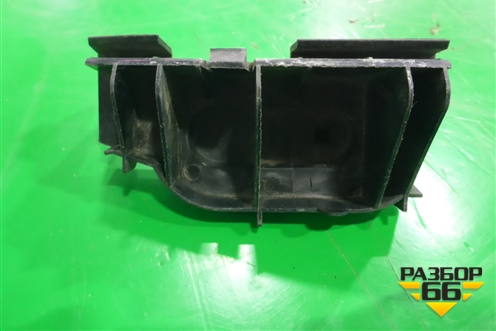 Кронштейн заднего бампера левый (хэтчбек под фонарь) для Toyota Corolla (E12) с 2001-2007г (Королла 120)