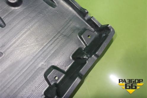 Пыльник днища (5762833110) для Toyota Camry V70 с 2017г (Камри)