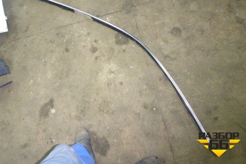 Молдинг на кузов правый для Audi A8 с 1998-2003г (А8) (4D0853704B)