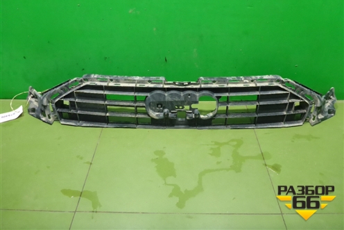 Решетка радиатора (внутренняя часть) (4K0807233) для Audi A6 (C8) с 2018г (А6)