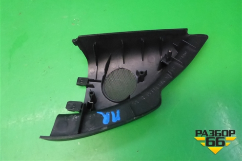 Накладка двери передней правой уголок для Mitsubishi Lancer-X с 2007г (Лансер)