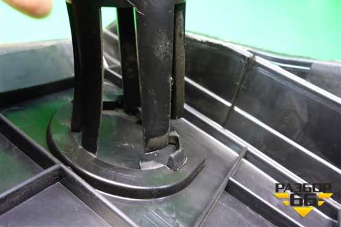 Накладка внутренняя (педаль отдыха) (7655A016) для Mitsubishi Lancer-X с 2007г (Лансер)