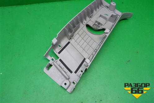 Обшивка стойки центральная верхняя правая (7211A063) для Mitsubishi Lancer-X с 2007г (Лансер)