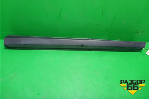 Накладка двери передней правой (7507148100) для Lexus RX 350 c 2015г (РХ)