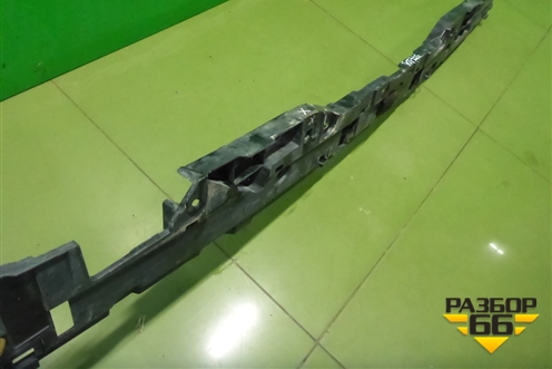 Кронштейн заднего бампера центральный (после 2012г) (5261560081) для Toyota Land Cruiser (200) с 2008г (Ленд Крузер)