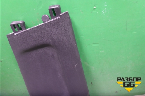 Обшивка стойки центральная нижняя правая (5C6867292) для Volkswagen Jetta с 2010-2019г (Джетта)