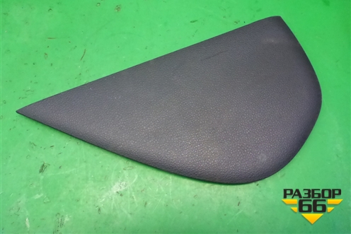 Накладка на торпедо (боковая левая) (5C6858247) для Volkswagen Jetta с 2010-2019г (Джетта)