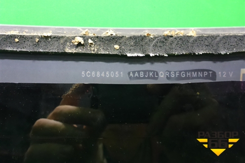 Стекло заднее (5C6845051) для Volkswagen Jetta с 2010-2019г (Джетта)