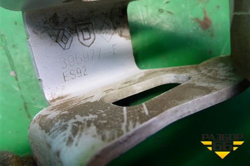 Петля двери багажника (правая верхняя) для VAZ Largus/Ларгус с 2012-2024г