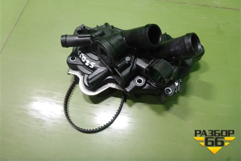 Корпус термостата (1.4л DJK в сборе с помпой) (04E121042AD) для Skoda Karoq с 2017г (Карок)