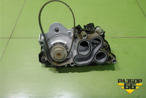 Корпус термостата (1.4л DJK в сборе с помпой) (04E121042AD) для Skoda Karoq с 2017г (Карок)