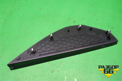 Накладка на торпедо (боковая левая) (57A857503) (57A857503C) для Skoda Karoq с 2017г (Карок)