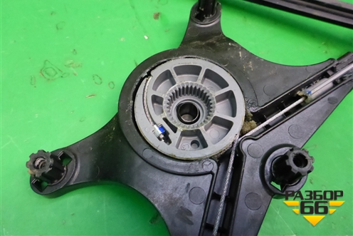 Стеклоподъёмник электрический передний левый (без моторчика) (575837461) для Skoda Karoq с 2017г (Карок)