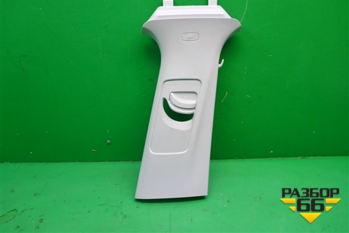 Обшивка стойки центральная верхняя правая (57A867244) для Skoda Karoq с 2017г (Карок)