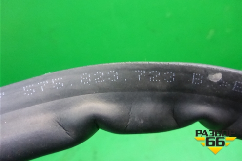 Уплотнитель капота (на реш.стеклоочистителей) (575823723) для Skoda Karoq с 2017г (Карок)