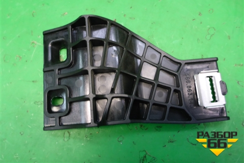 Кронштейн консоли левый (566863143) для Skoda Karoq с 2017г (Карок)