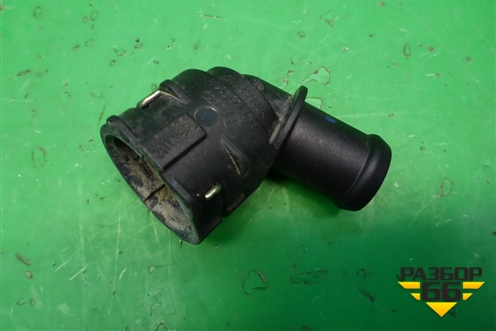 Фланец системы охлаждения (1K0122291BN) для Skoda Karoq с 2017г (Карок)