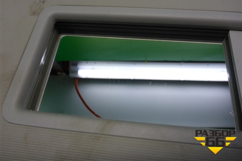 Козырёк солнцезащитный правый для Skoda Karoq с 2017г (Карок)