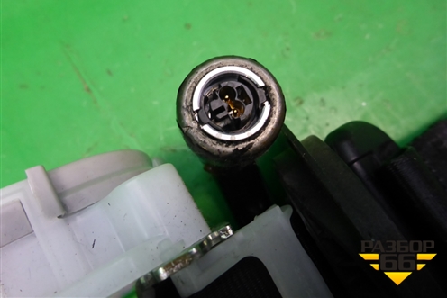 Ремень безопасности передний левый с пиропатроном для Skoda Karoq с 2017г (Карок)