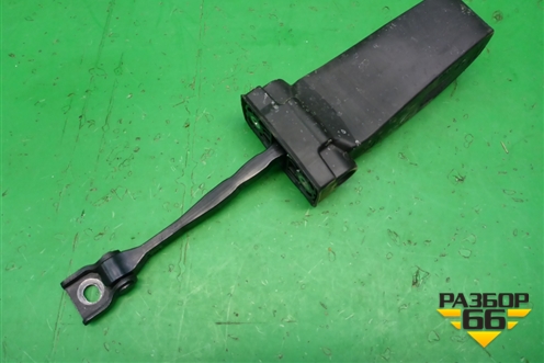 Ограничитель двери задней правой для Skoda Karoq с 2017г (Карок)