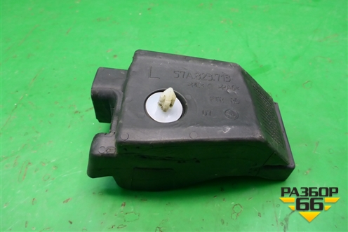 Пыльник переднего крыла левого (верхний) (57A823713) для Skoda Karoq с 2017г (Карок)