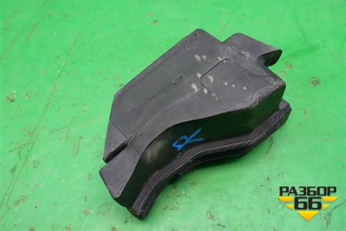 Пыльник переднего крыла правого (верхний) (57A823714) для Skoda Karoq с 2017г (Карок)