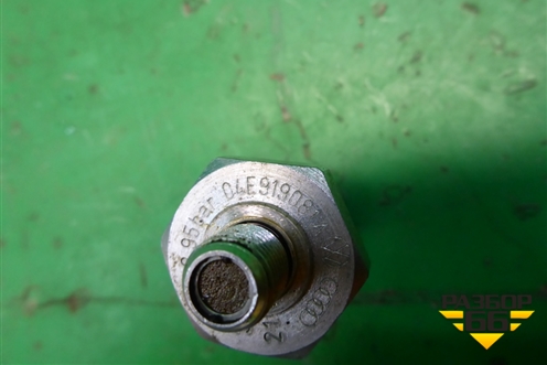 Датчик давления масла (1.4л DJK) (04E919081A) для Skoda Karoq с 2017г (Карок)