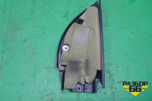 Накладка двери передней левой уголок (6RU837973) для Volkswagen Polo (седан) с 2010г (Поло)