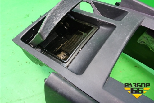 Подлокотник (8011A219ZZ) для Mitsubishi Lancer-X с 2007г (Лансер)