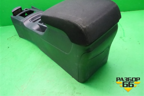 Подлокотник (8011A219ZZ) для Mitsubishi Lancer-X с 2007г (Лансер)