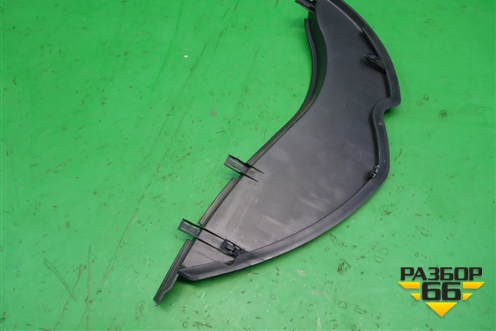 Накладка на торпедо (боковая правая) (8002A180ZZ) для Mitsubishi Lancer-X с 2007г (Лансер)