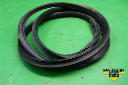 Уплотнитель двери задней правой для Mitsubishi Lancer-X с 2007г (Лансер)