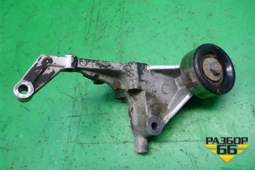 Кронштейн генератора (2.5л D4CB) для Kia Sorento I с 2002-2011г (Соренто 1)