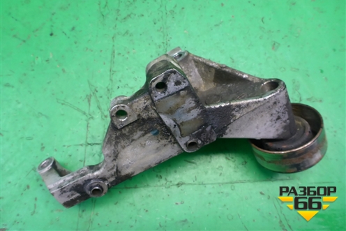 Кронштейн генератора (2.5л D4CB) для Kia Sorento I с 2002-2011г (Соренто 1)