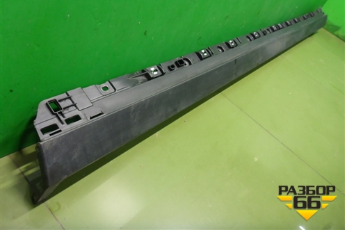 Накладка на порог наружная левая (9Y0853751) для Porsche Cayenne с 2017г (Каен)