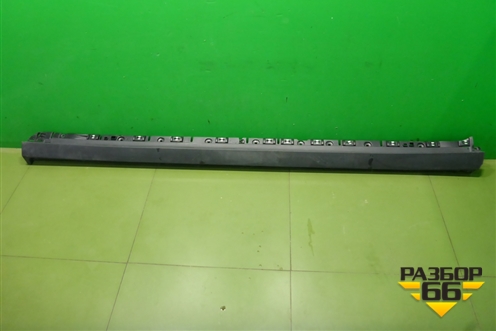 Накладка на порог наружная левая (9Y0853751) для Porsche Cayenne с 2017г (Каен)