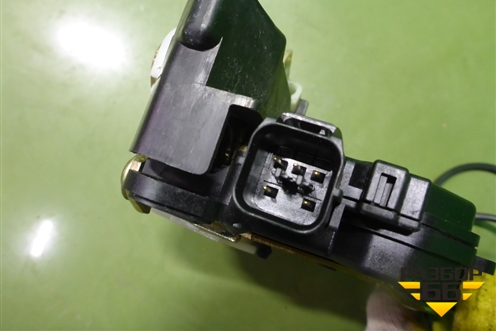 Замок двери передней правой (правый руль) для Mitsubishi Outlander XL с 2006-2012г (Аутлендер ХЛ)