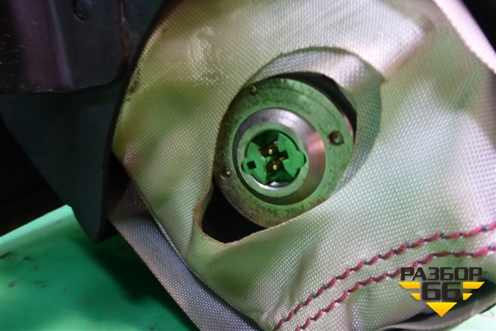 Подушка безопасности пассажирская в торпедо (96328117) для Chevrolet Evanda с 2004г (Эванда)