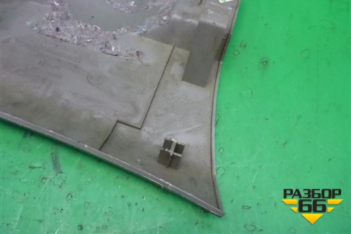 Накладка на торпедо (под бардачок) (96327738) для Chevrolet Evanda с 2004г (Эванда)