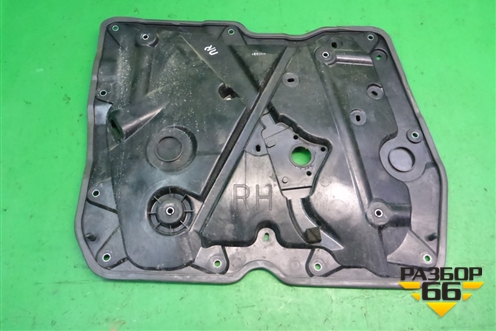 Панель внутренняя двери передней правой (807741AA0A) для Nissan Murano (Z51) с 2007-2015г (Мурано)