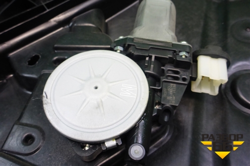 Стеклоподъёмник электрический передний левый (807751AA0A) для Nissan Murano (Z51) с 2007-2015г (Мурано)