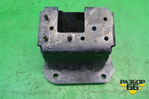 Кронштейн усилителя переднего бампера правый для Nissan Murano (Z51) с 2007-2015г (Мурано)