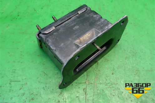 Кронштейн усилителя переднего бампера правый для Nissan Murano (Z51) с 2007-2015г (Мурано)