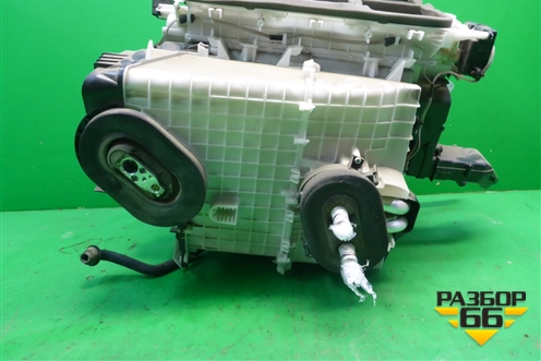 Корпус отопителя (под радиатор, левый руль) (271101AA1A) для Nissan Murano (Z51) с 2007-2015г (Мурано)