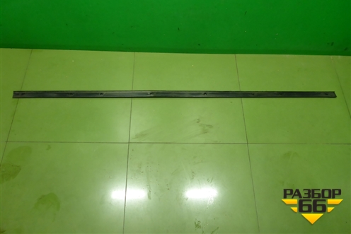 Уплотнитель на кузов левый для Nissan Murano (Z51) с 2007-2015г (Мурано)