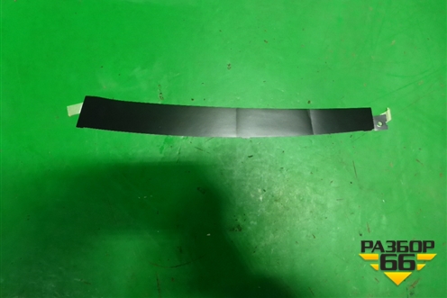 Наклейка (двери передней левой на рамку) (7597633040) для Toyota Camry V70 с 2017г (Камри)