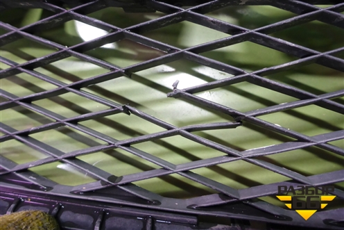 Решетка в передний бампер левая (до 2006г) (7L6853665A) для Volkswagen Touareg c 2002-2010г (Туарег)