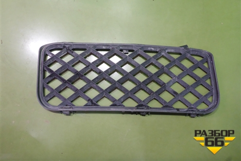 Решетка в передний бампер левая (до 2006г) (7L6853676) для Volkswagen Touareg c 2002-2010г (Туарег)