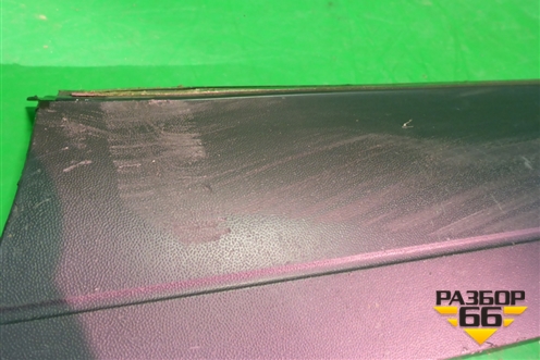 Накладка двери передней правой (7L6837788) для Volkswagen Touareg c 2002-2010г (Туарег)