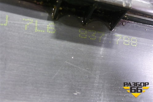 Накладка двери передней правой (7L6837788) для Volkswagen Touareg c 2002-2010г (Туарег)